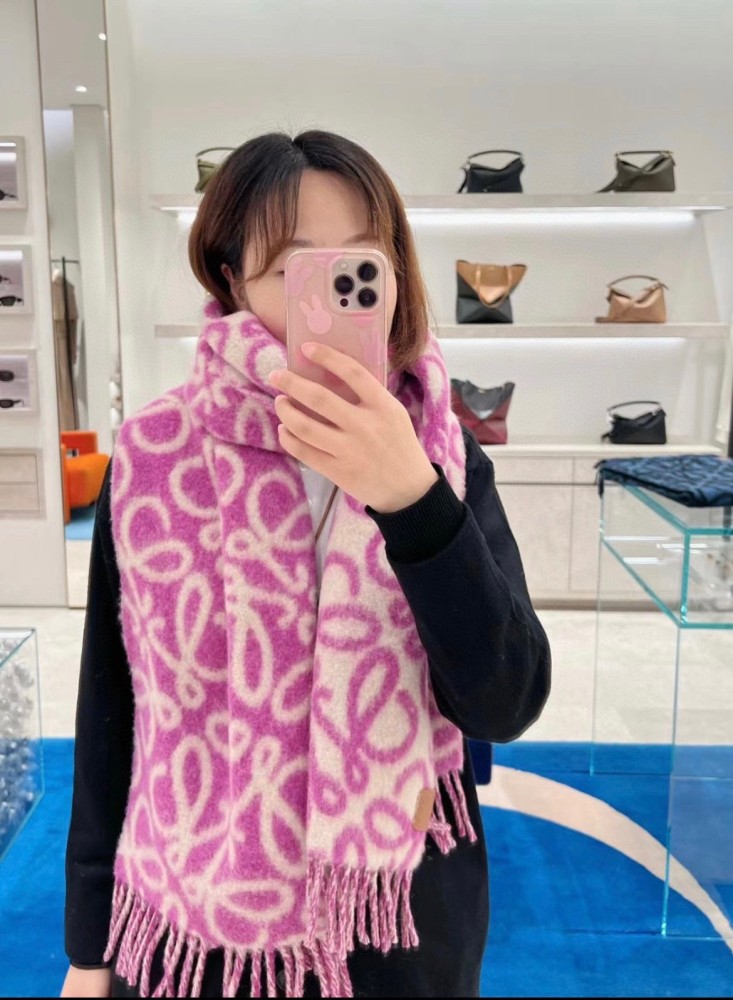 Loewe scarf