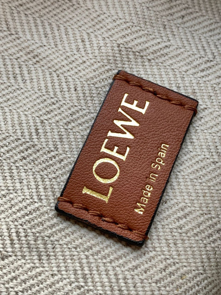 Loewe 35cm