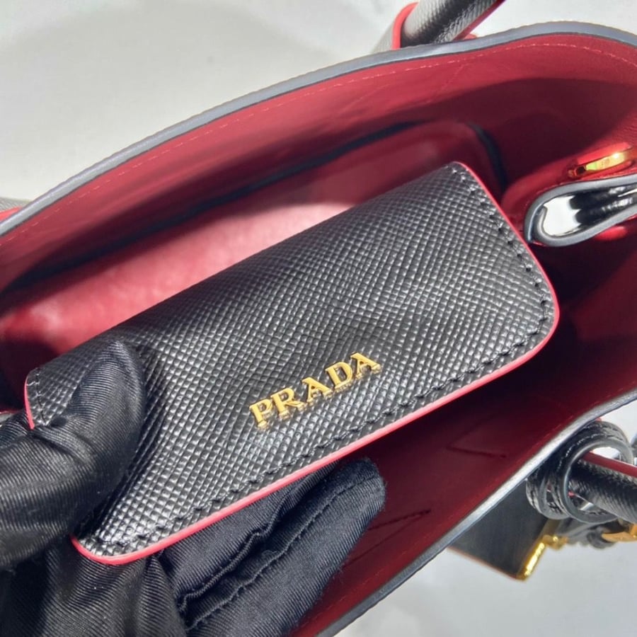 Prada 28cm