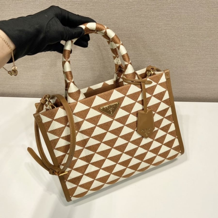 Prada 28cm