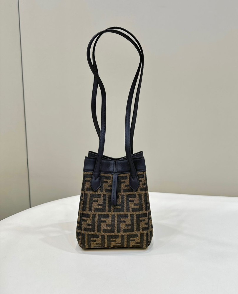 Fendi 15cm