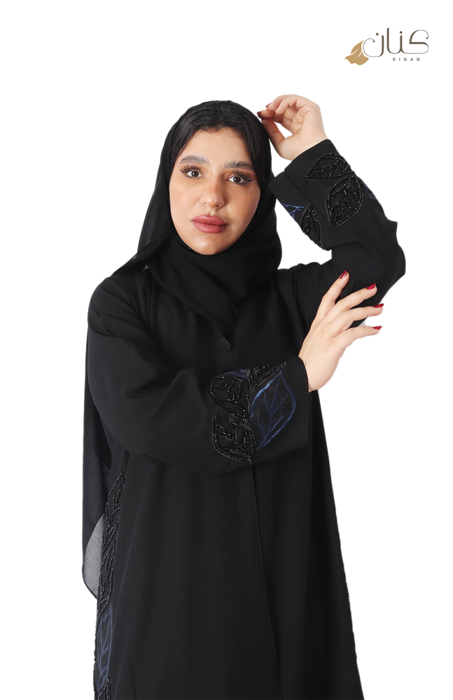 عبايه كريب شك وتطريز