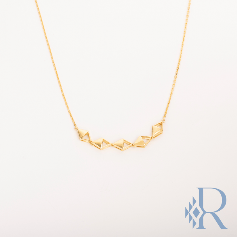 GN:07 Gold necklace - سلسال ذهبي