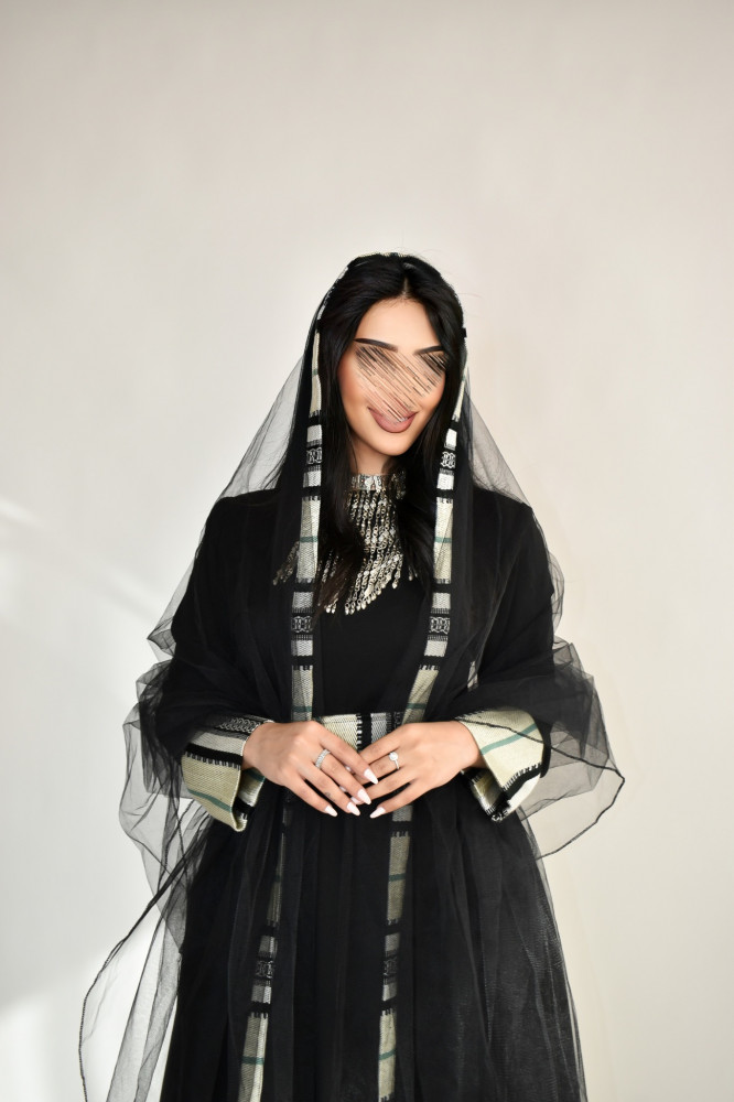 فستان يوم التأسيس