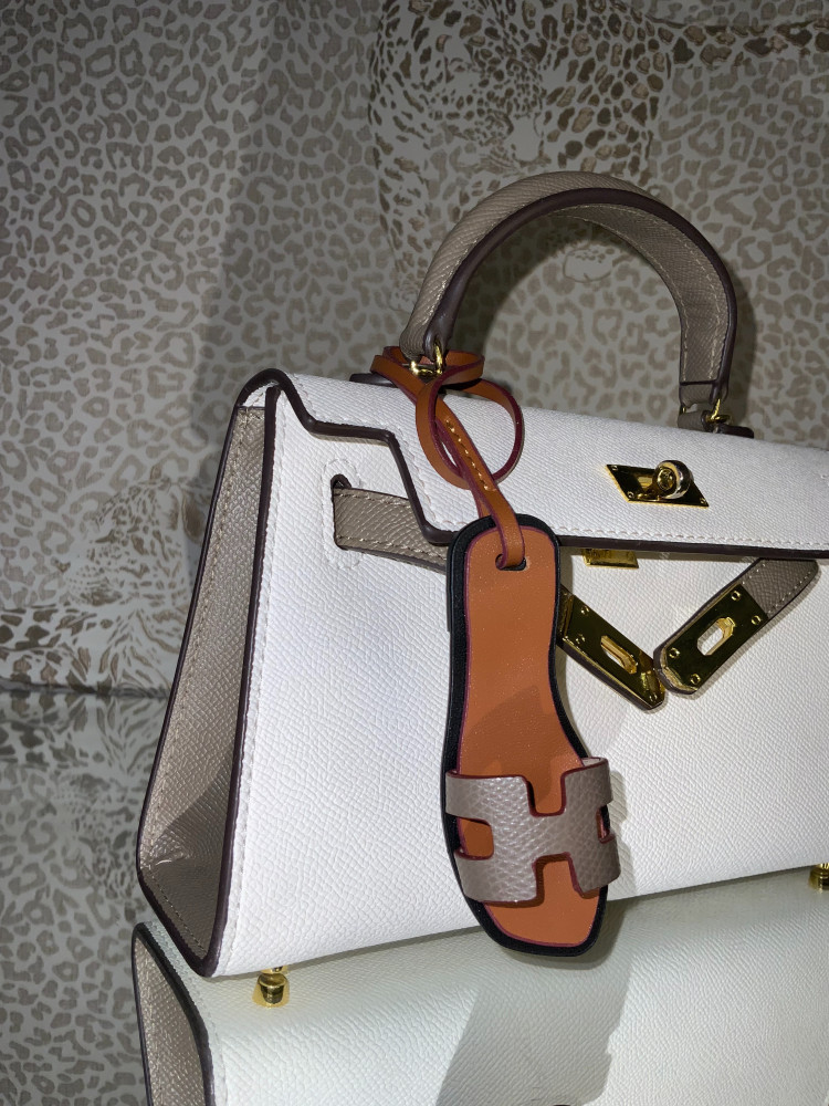 Bag medal-grey