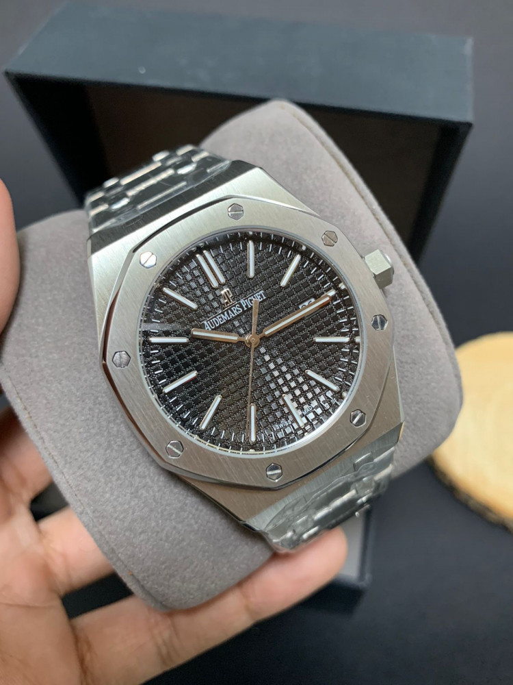 ساعة ادميرز AUDEMARS PIGUET