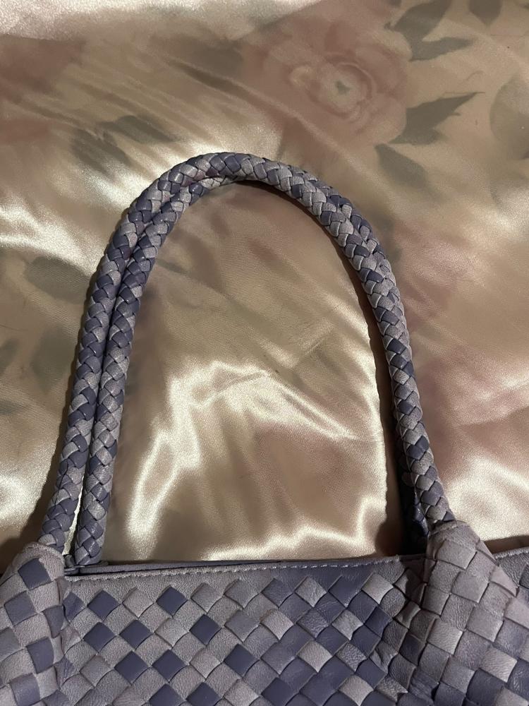 Not authentic))Bottega Veneta Lavender Intrecciato Woven Leather Tote Bag
