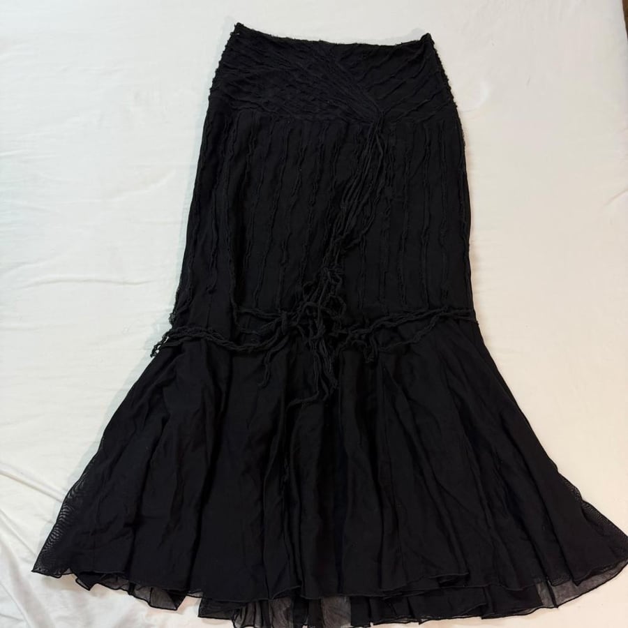Zapa Black Textured Mesh Midi Skirt with Fringe and Tiered Hem - size m