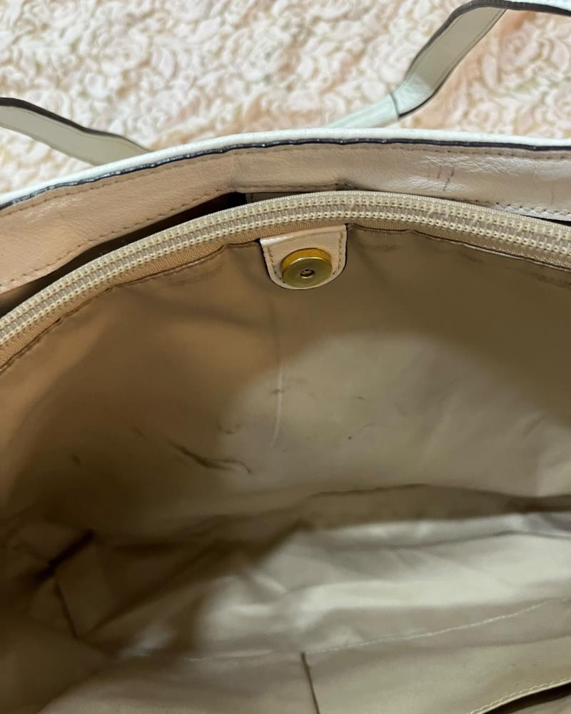 Coach Off-White Leather Buckled Shoulder Bag