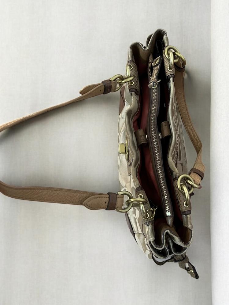 Coach Signature Canvas Satchel – Khaki/Brown