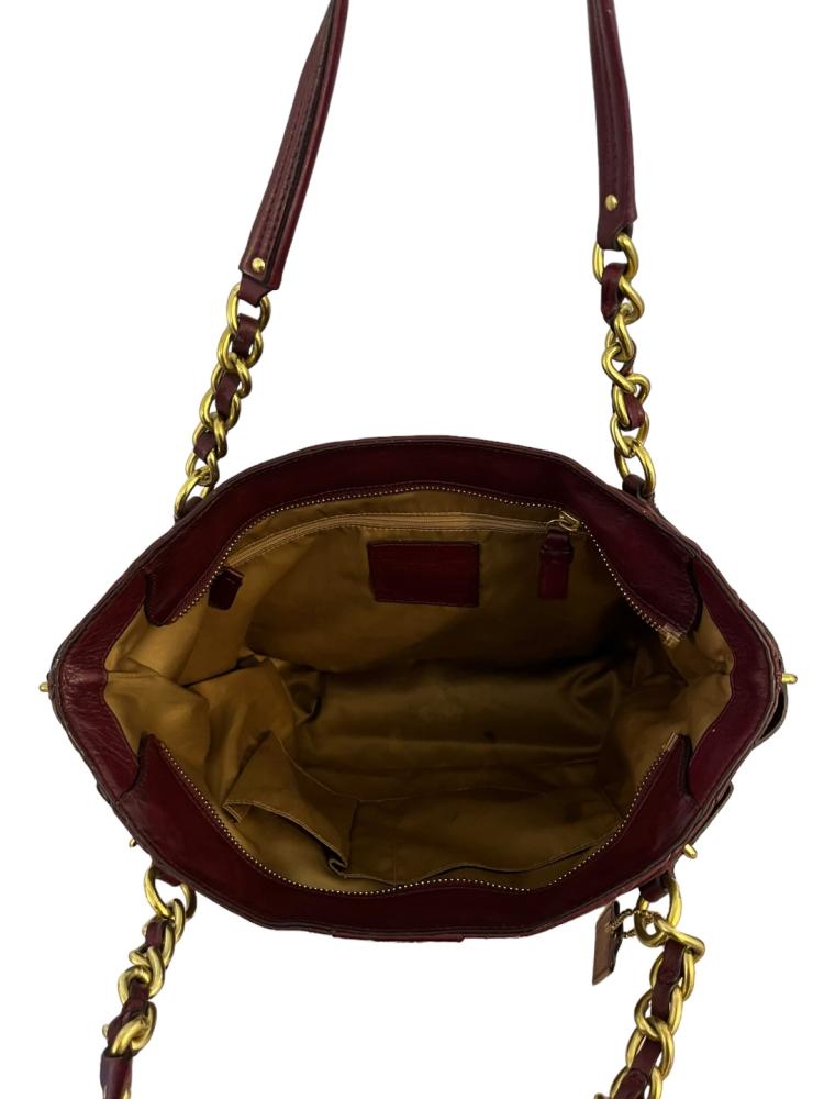 Coach Madison Diagonal Pleated Patent Leather Shoulder Handbag Punch burgundy