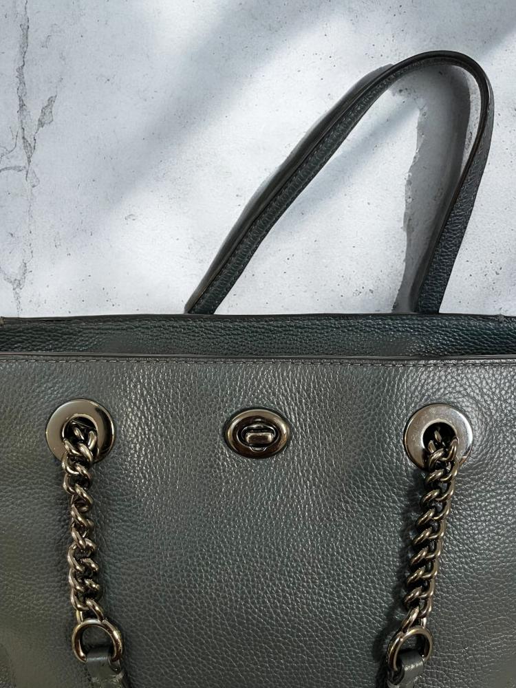 Coach dark Green Leather Turnlock Chain Tote