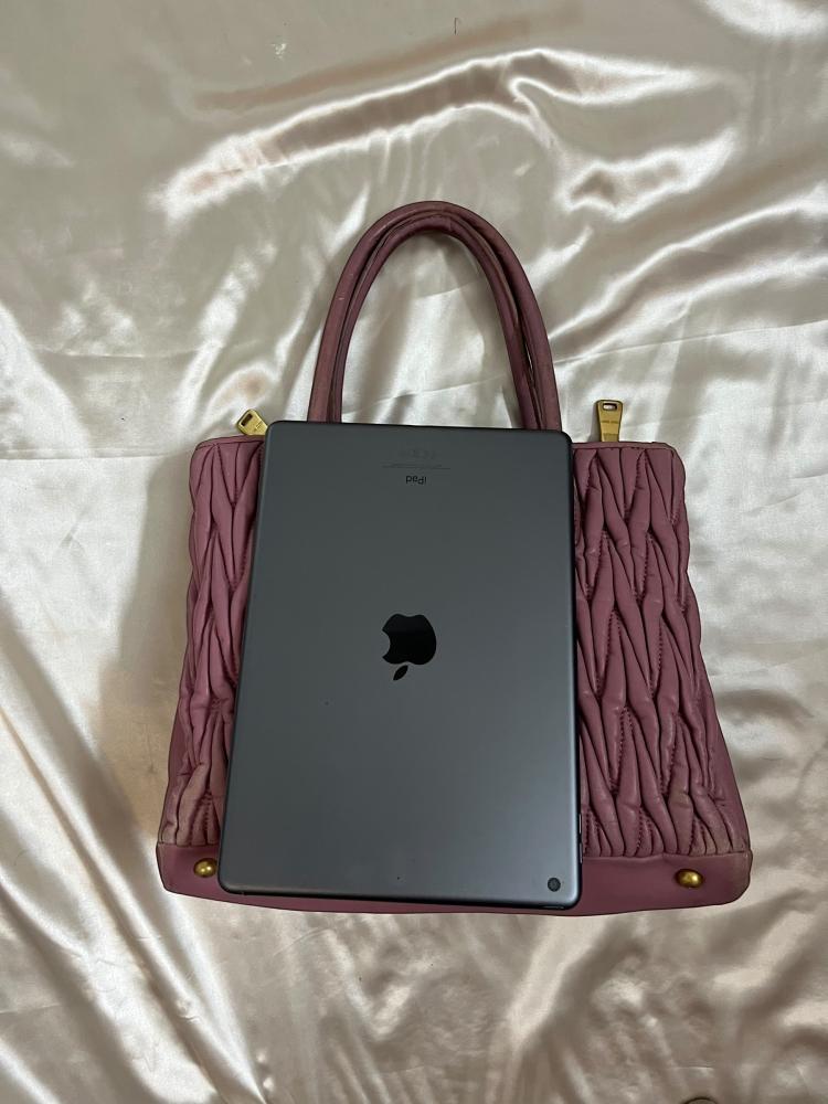 Miu Miu Pink Matelassé Leather Tote Bag