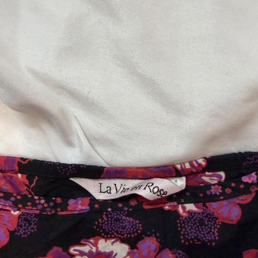 La Vie en Rose Black Floral Print Cami Top - Size L