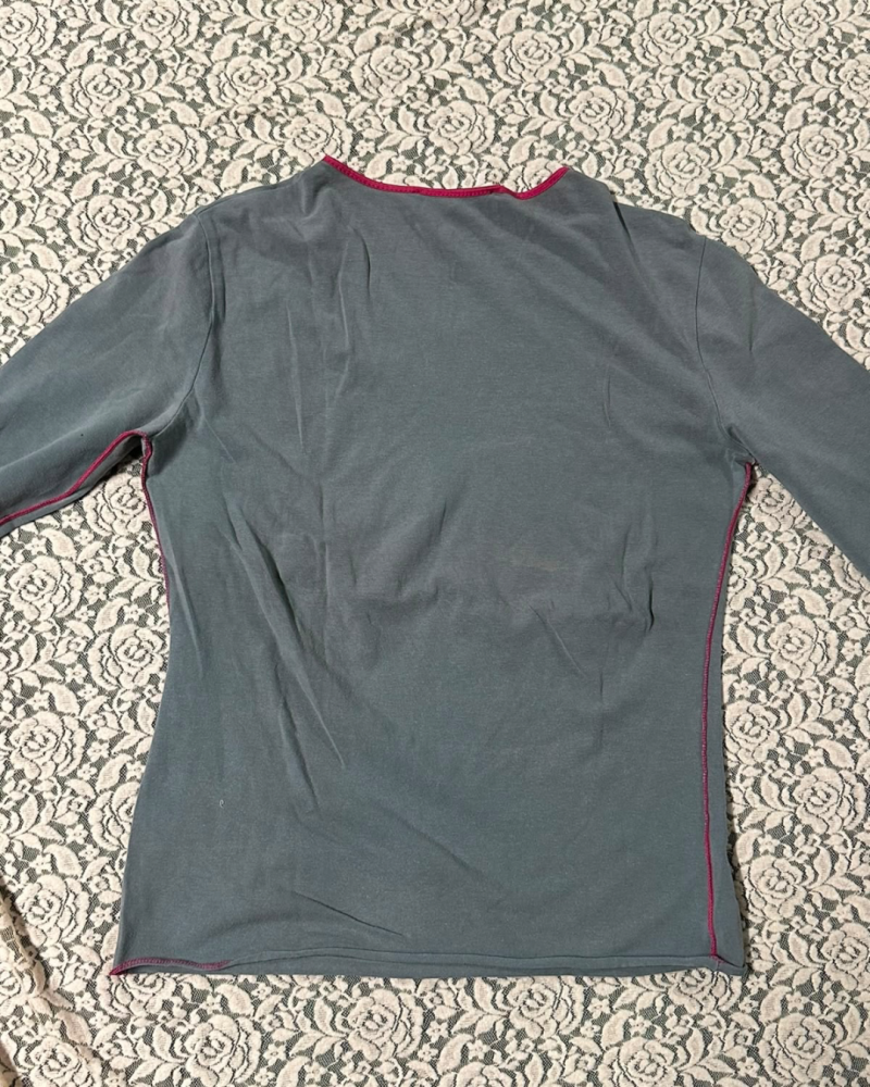 Cop.Copine Grey Graphic Print V-Neck Top — Size m