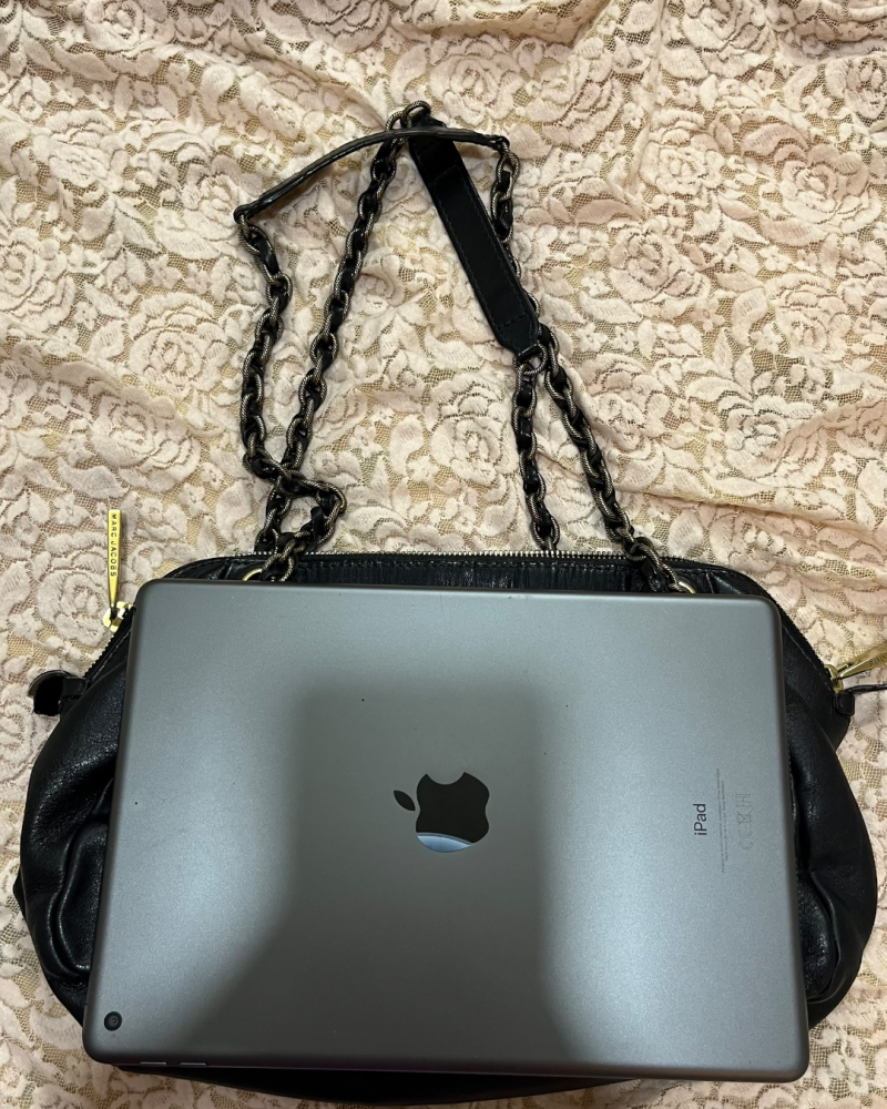 Marc Jacobs Black Leather Chain-Strap Shoulder Bag