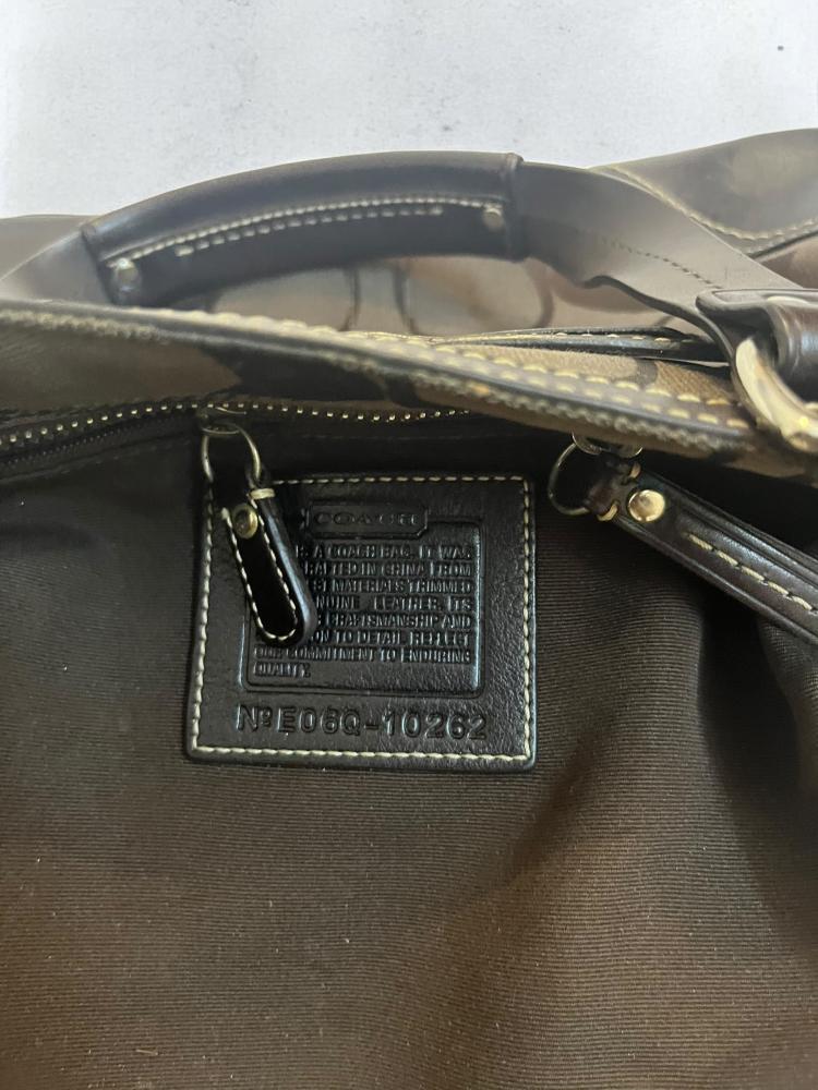 Coach Hampton Signature Carryall Bag Shoulder Purse Black Snake