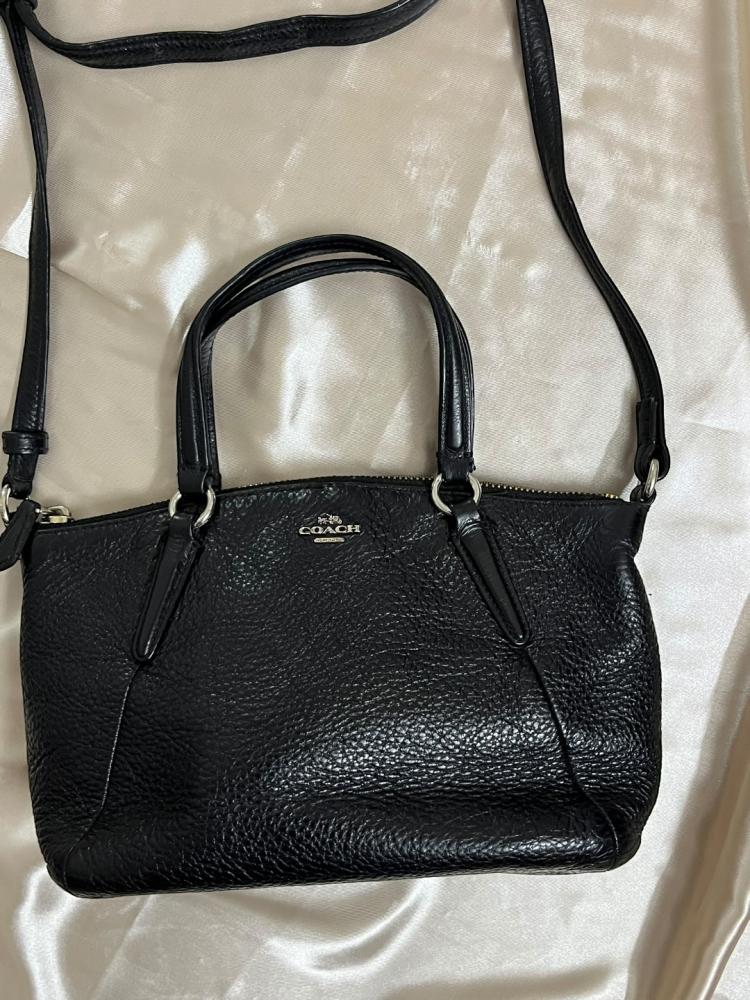 Coach Black Leather Shoulder Bag