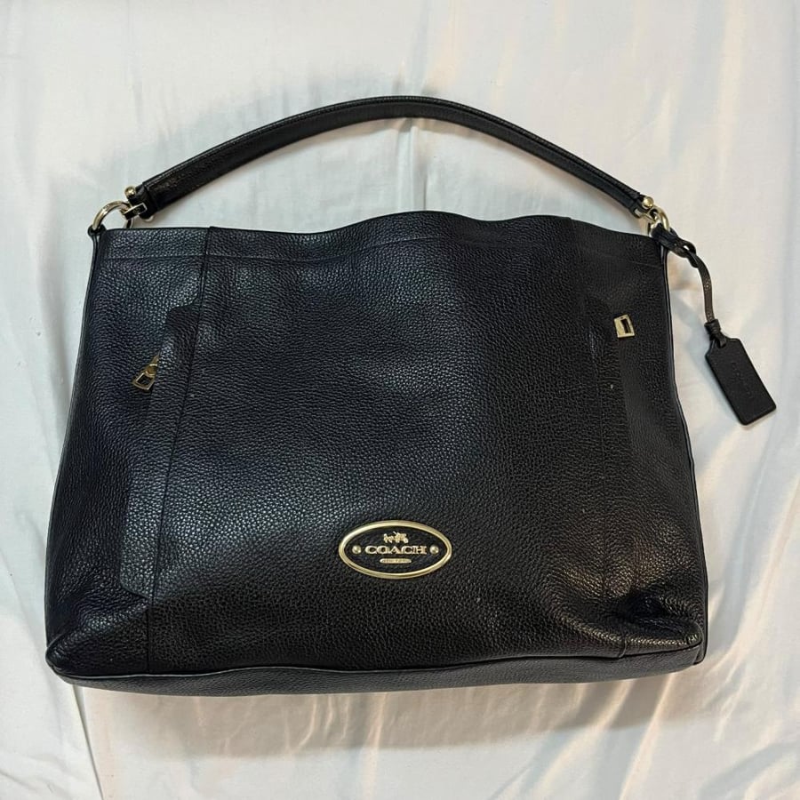 Coach Black Leather Shoulder Bag