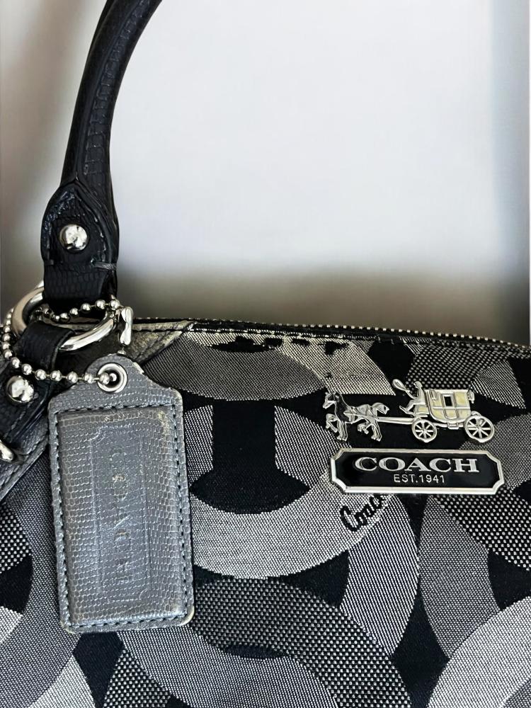 COACH SIGNATURE MONOGRAM BUCKLE DETAIL 2 WAY SHOULDER BAG