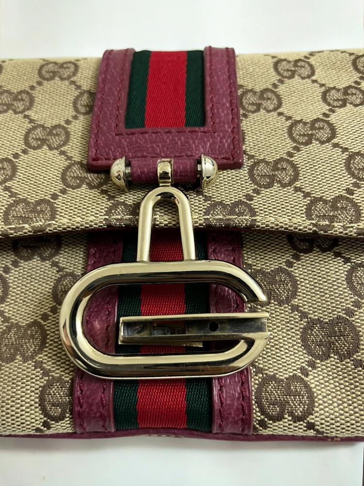 Gucci shoulder bag