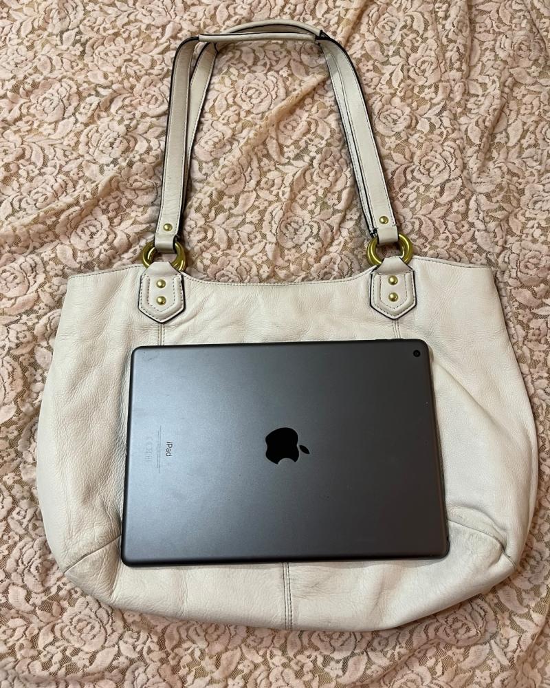 Coach Off-White Leather Buckled Shoulder Bag