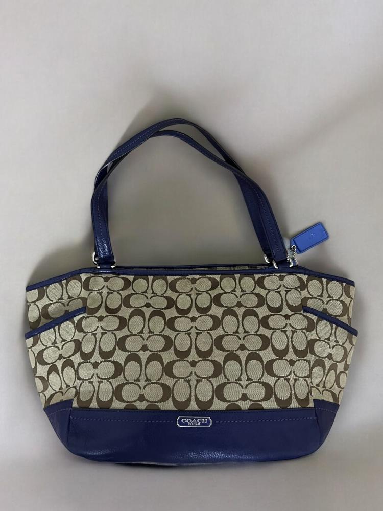 Coach 23297 Park Signature Carrie Tote Shoulder Bag