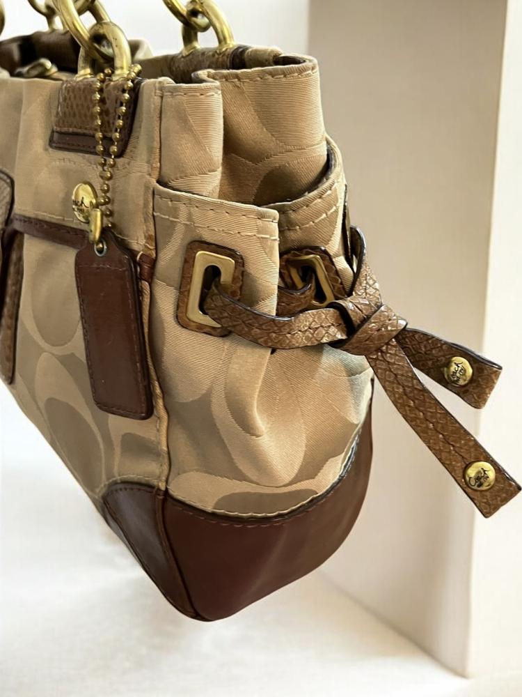 Coach Signature Canvas Satchel – Khaki/Brown