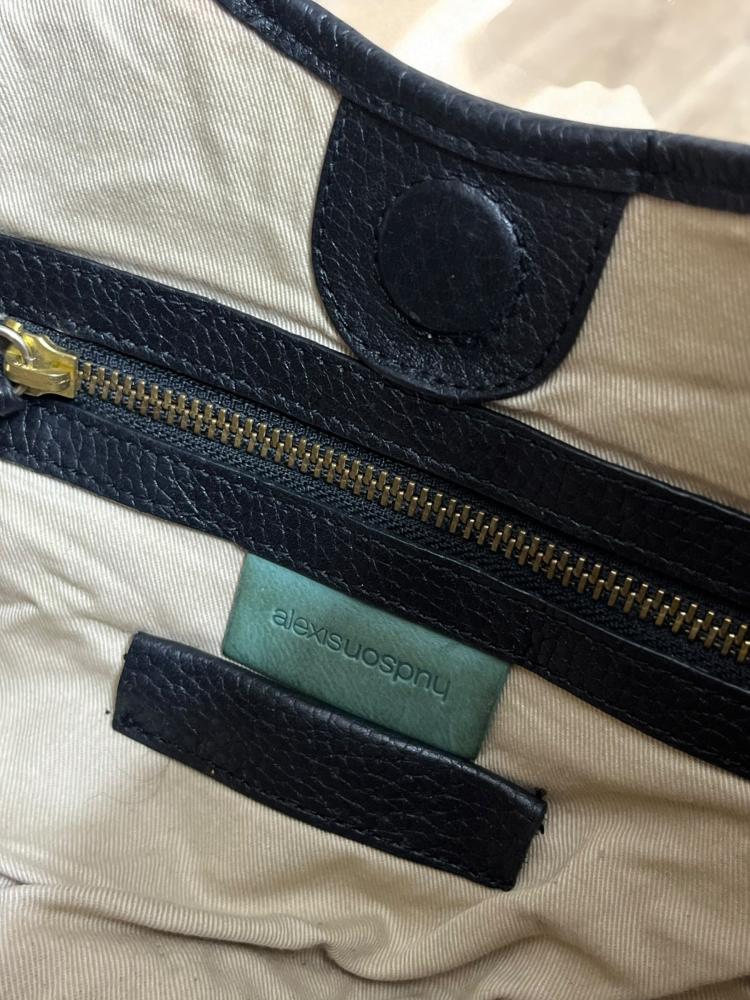 Half moon shoulder bag