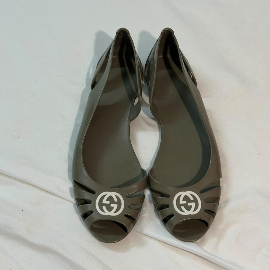 Gucci Taupe Rubber Interlocking G Cutout Jelly Flats - Made in Italy -size 39