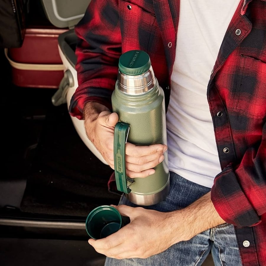 The Legendary Classic Bottle 1.0L / 1.1QT-Hammertone Green