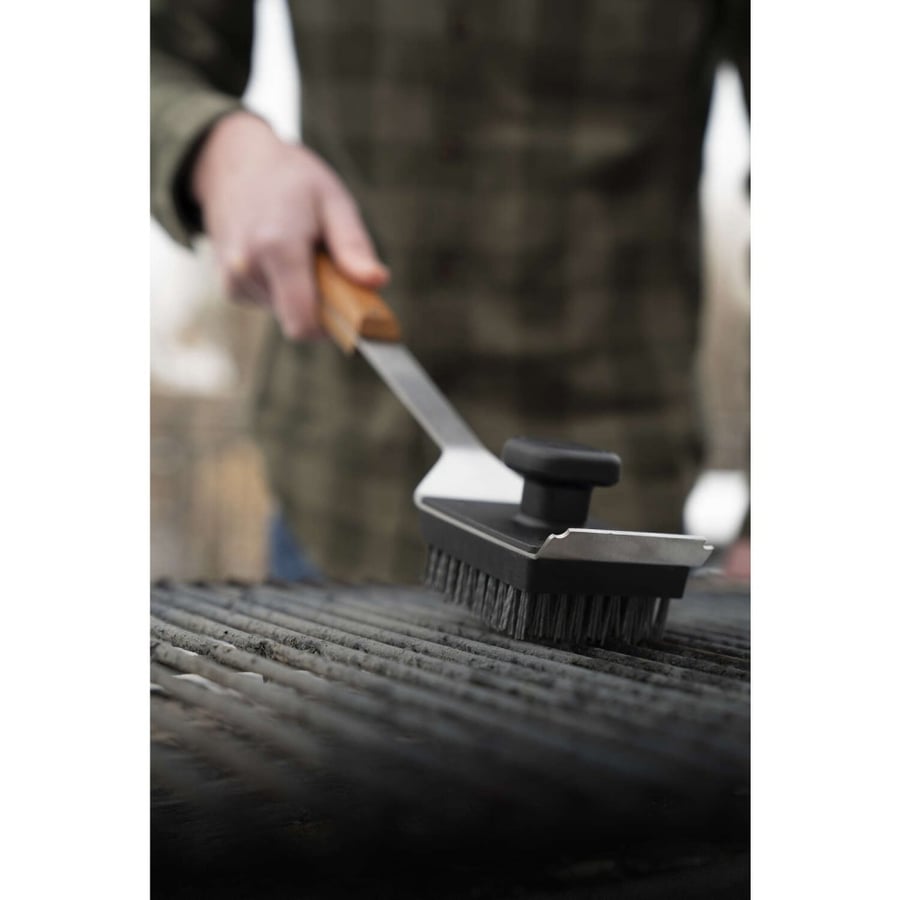 Traeger BBQ Cleaning Brush BLACK