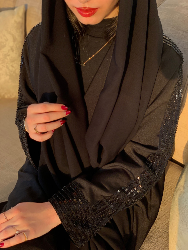 عباية بتطريز اسود #038
