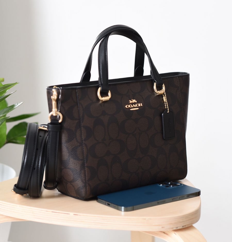 شنطة كوتش