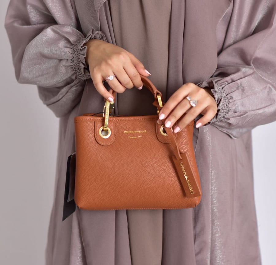 شنطة ارماني