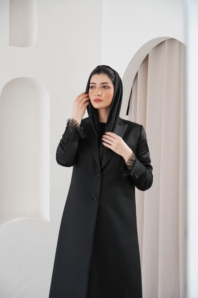 جاهز - عباية بليزر أسود لامع ومطفي بأكمام من التل المنقط / S - 50 inch