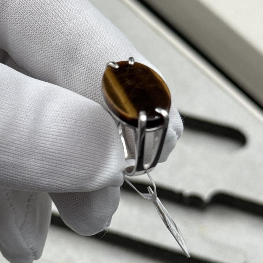 Sheikh's package (watch, ring, pen, rosary)