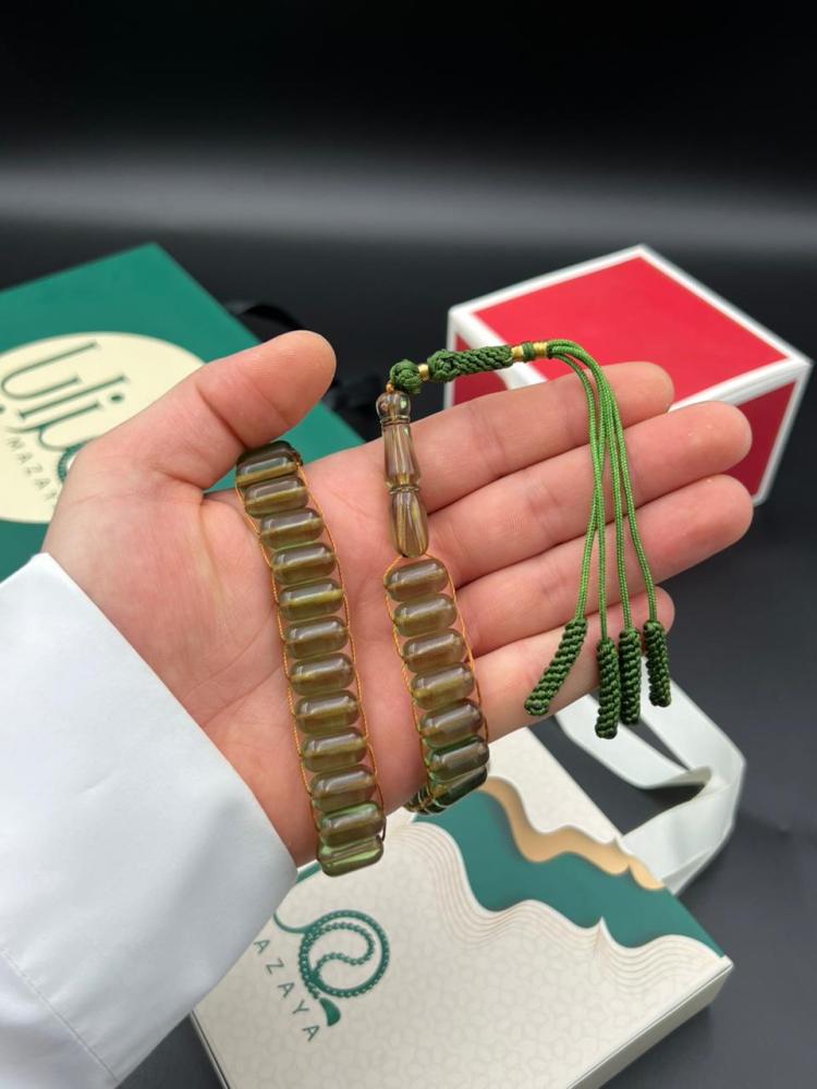 Saffron prayer beads Greek story