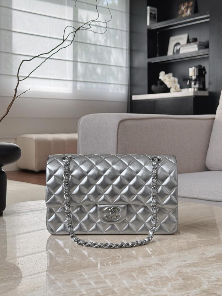 Size：15.5x25.5x6.5cm