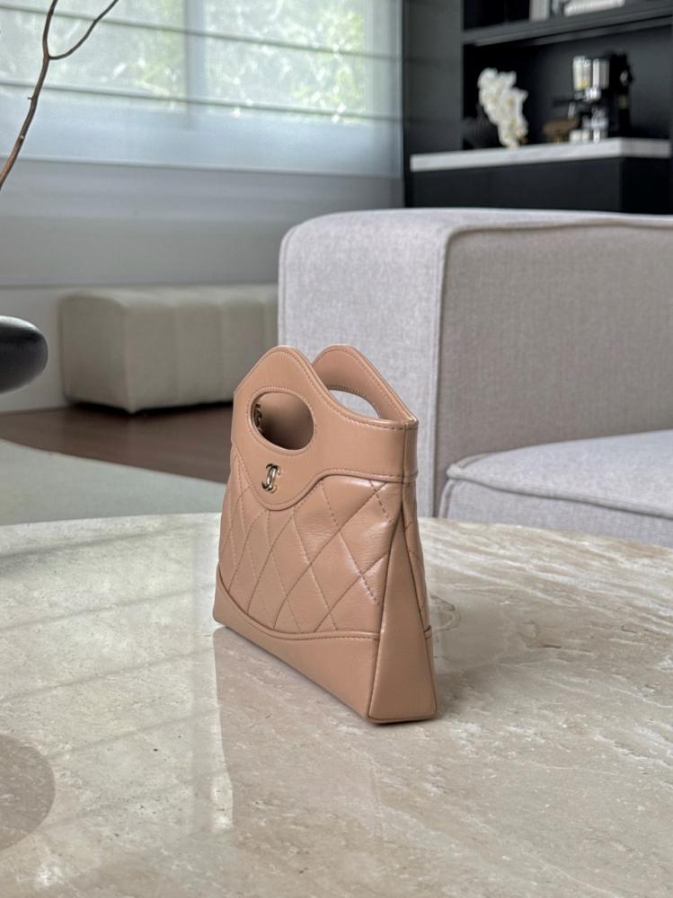 Size：17.5x20.5x3.5cm