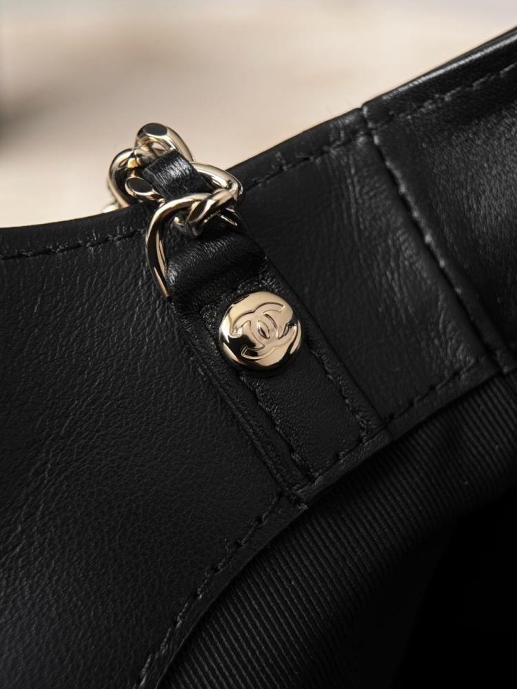 Size：17.5x20.5x3.5cm