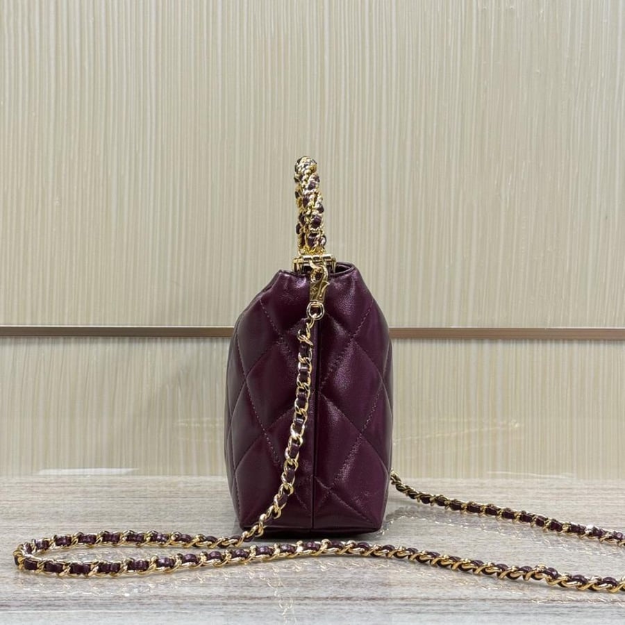 Size：14x18.5x7cm