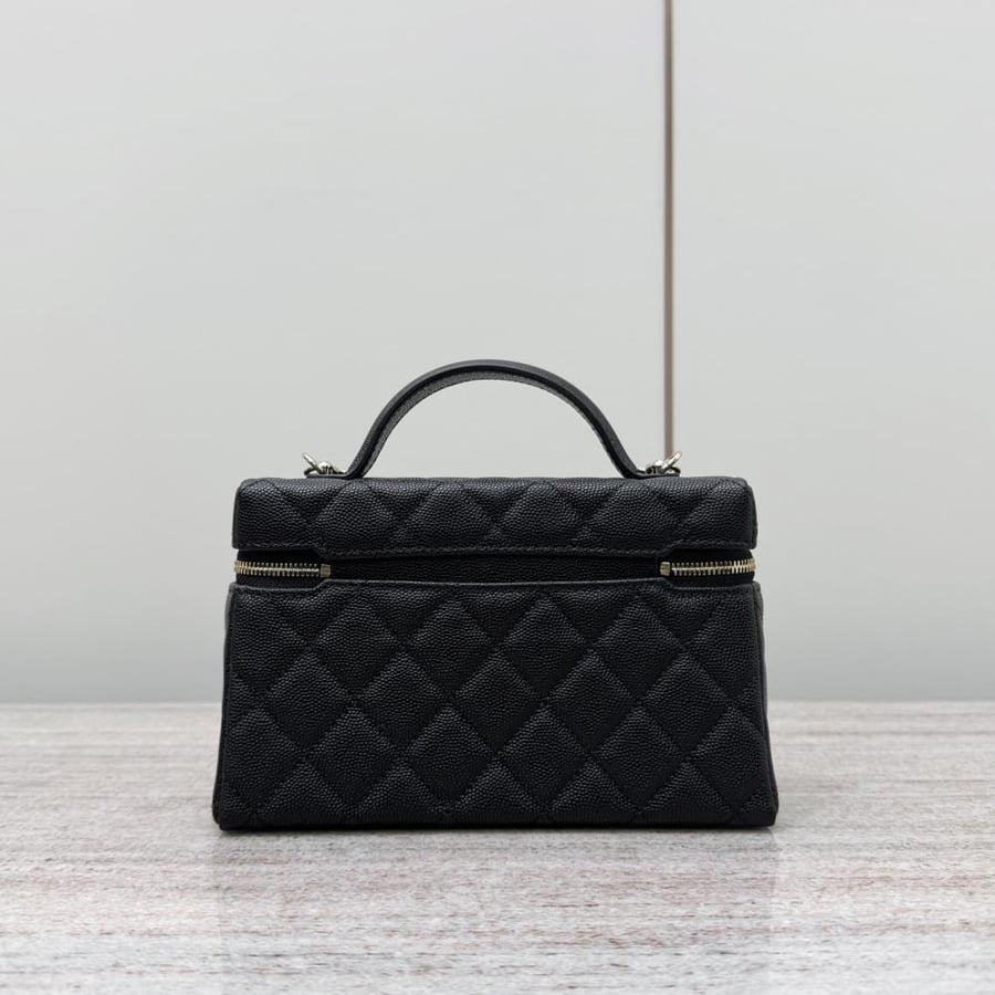 Size：17x19.5x5cm