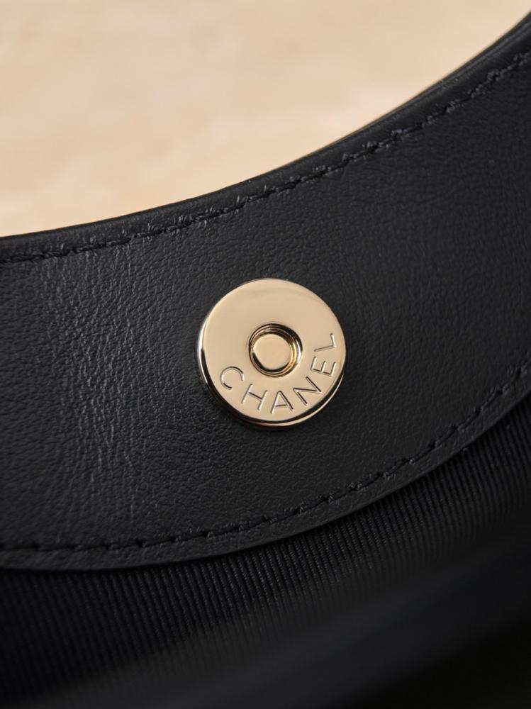 Size：17.5x20.5x3.5cm
