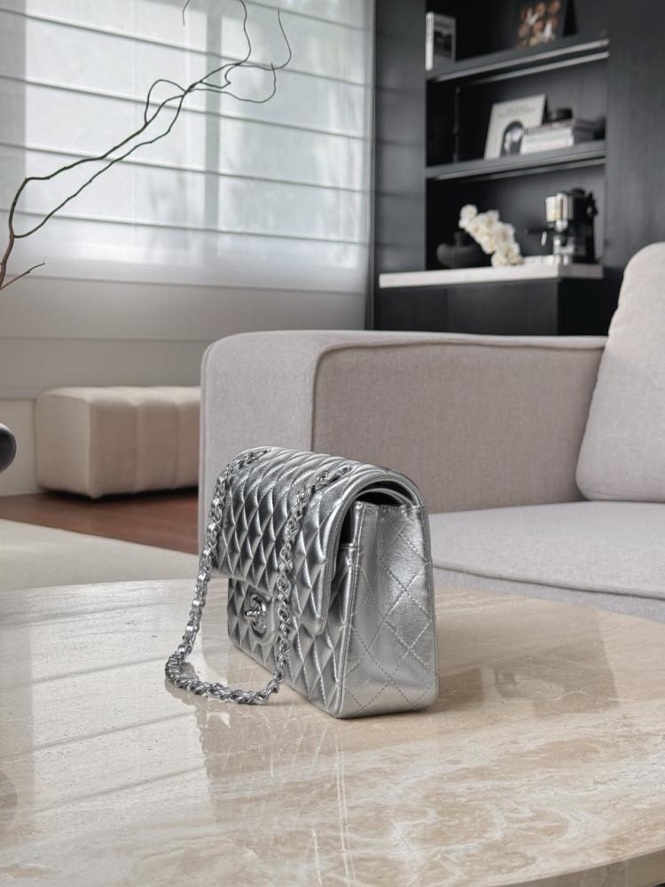 Size：15.5x25.5x6.5cm