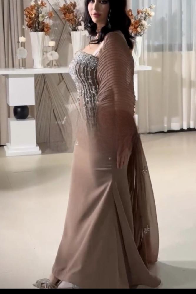 فستان  مناسبات  شك