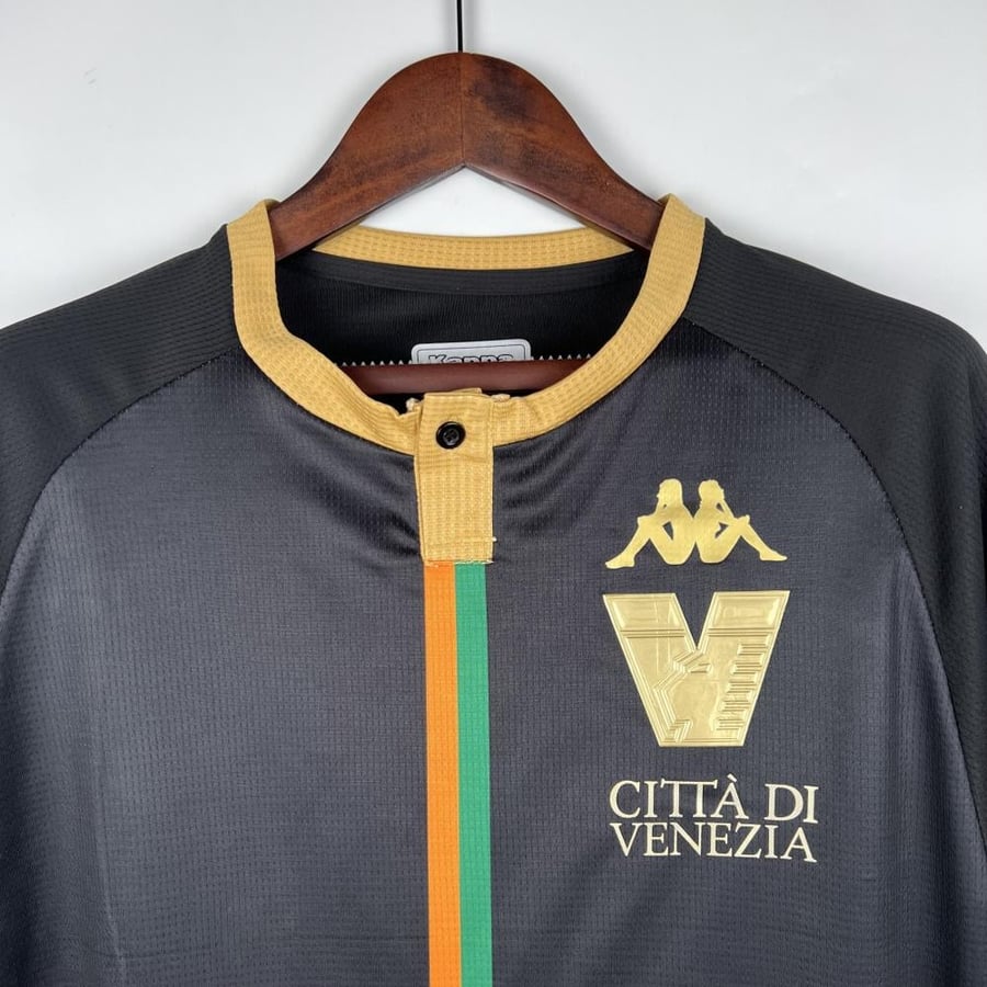 Venice set for the 2023-2024 season, black