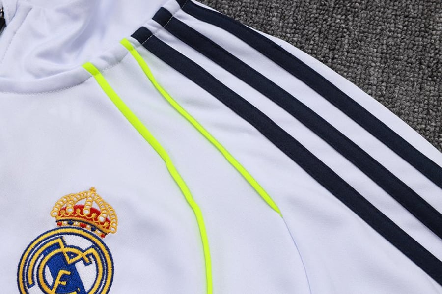 Winter training set Real Madrid 2025-2026 white