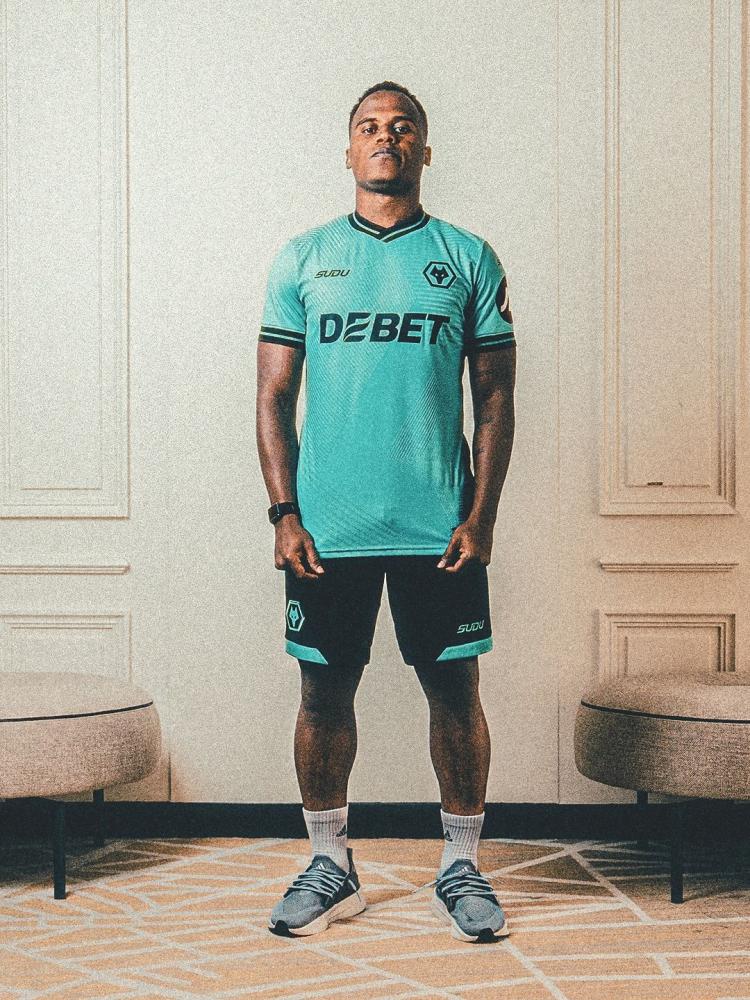 Wolverhampton Reserve Kit 2025-2026
