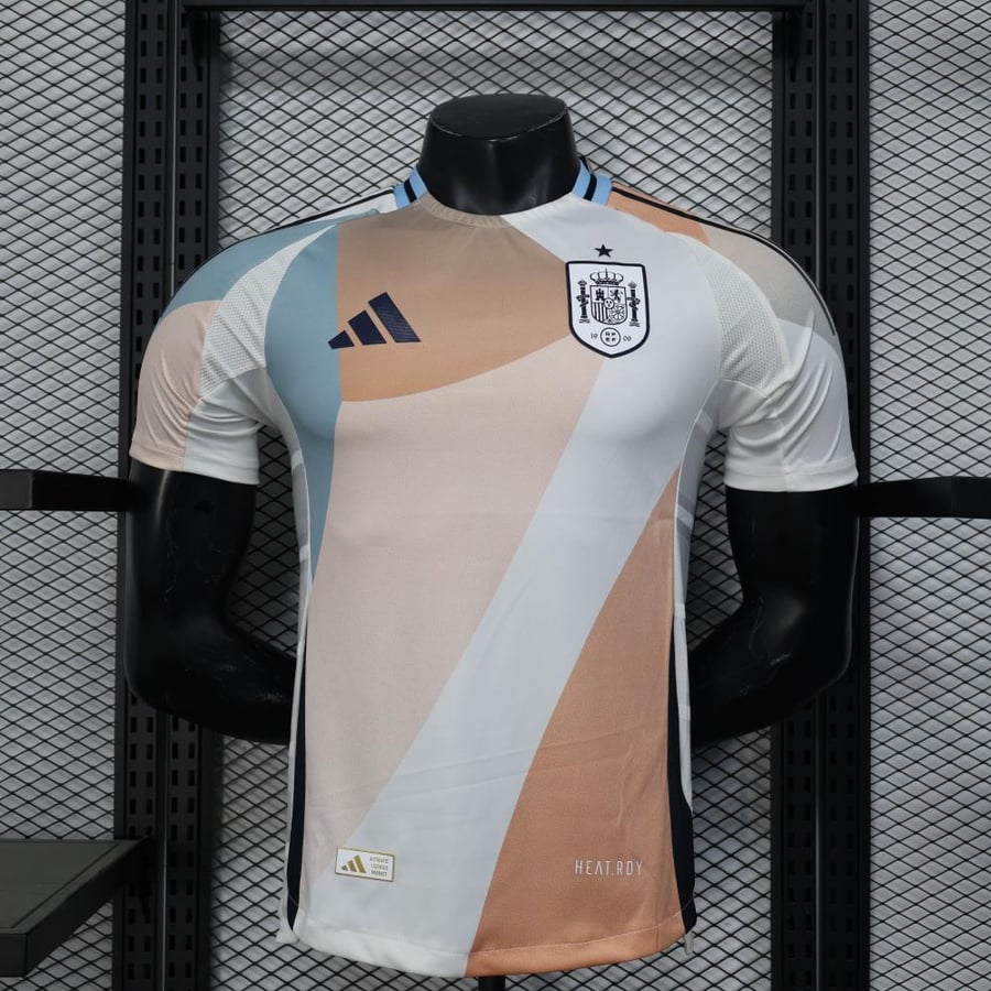 طقم منتخب اسبانيا الاحتياطي 2024-2025